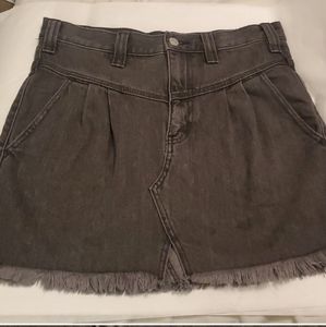 We The Free Grey Distressed Fringe Denim Mini Skirt Sz 27